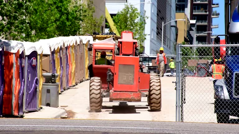 Best Portable Restroom Servicing (Cleaning and Restocking)  in Rio Bravo, TX
